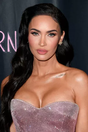 Megan Fox OnlyFans Leaked Free Thumbnail Picture - #2k7UwlfBty