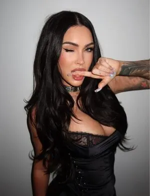Megan Fox OnlyFans Leaked Free Thumbnail Picture - #3fGfOZK9sC