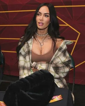 Megan Fox OnlyFans Leaked Free Thumbnail Picture - #56HqqjV42n