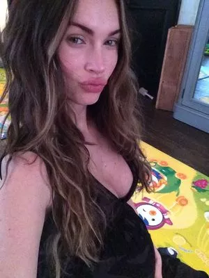 Megan Fox OnlyFans Leaked Free Thumbnail Picture - #61V2Y5TxRA