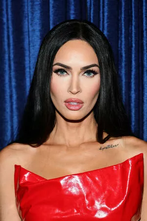 Megan Fox OnlyFans Leaked Free Thumbnail Picture - #8YZb1lpSXc