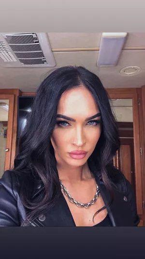 Megan Fox OnlyFans Leaked Free Thumbnail Picture - #kS8oZcIaY7