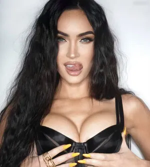 Megan Fox OnlyFans Leaked Free Thumbnail Picture - #xC3JbnMMkd