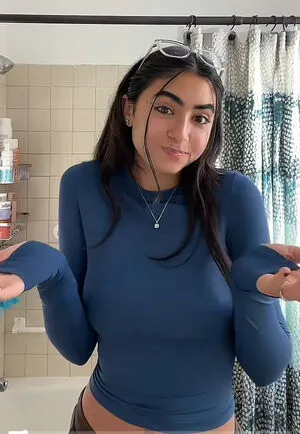 Megan Larian OnlyFans Leaked Free Thumbnail Picture - #b9LlxfO0O4