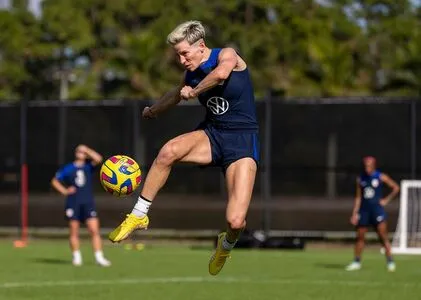 Megan Rapinoe OnlyFans Leaked Free Thumbnail Picture - #ClcFpXTXiK