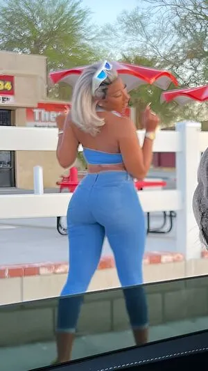 Megan Thee Stallion OnlyFans Leaked Free Thumbnail Picture - #J5lxxpkhYY