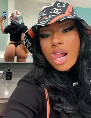 Megan Thee Stallion OnlyFans Leaked Free Thumbnail Picture - #4vr0LBnBhX