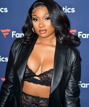 Megantheestallion OnlyFans Leaked Free Thumbnail Picture - #547C8e8ACG