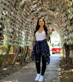 Meghanelle OnlyFans Leaked Free Thumbnail Picture - #6PTpZB4GqC