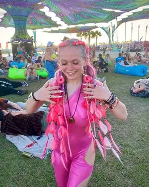Megsnotdead OnlyFans Leaked Free Thumbnail Picture - #lSsdXbGIlb