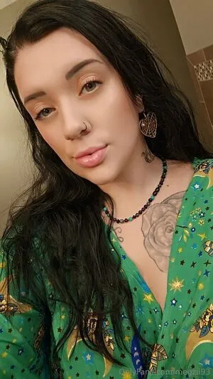 Megzii93 OnlyFans Leaked Free Thumbnail Picture - #pRCZiipDfR