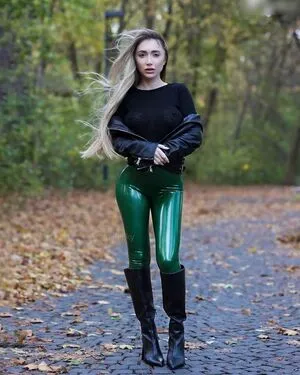 Mejecky OnlyFans Leaked Free Thumbnail Picture - #6AF61QQg05