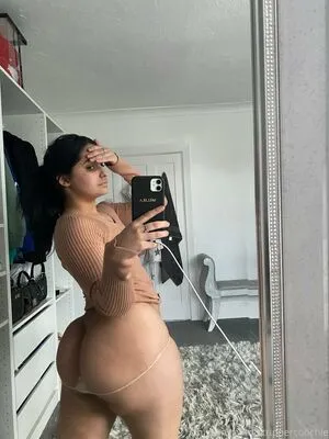 Mel Farahmand OnlyFans Leaked Free Thumbnail Picture - #ECriECInfA