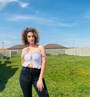 Melania OnlyFans Leaked Free Thumbnail Picture - #xXwAQ8MLn9