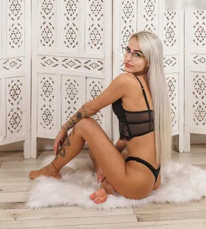 Melanie Cora OnlyFans Leaked Free Thumbnail Picture - #11Hp1Ytj44