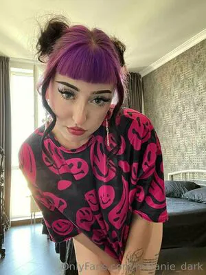 Melanie Dark OnlyFans Leaked Free Thumbnail Picture - #AewRQK91na
