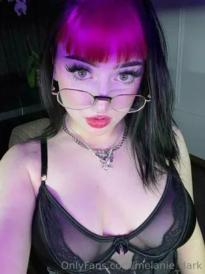 Melanie Dark OnlyFans Leaked Free Thumbnail Picture - #k9kL1lz6q3