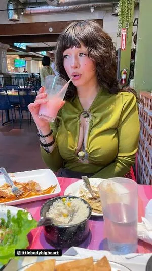 Melanie Martinez OnlyFans Leaked Free Thumbnail Picture - #VpU0os3I0a