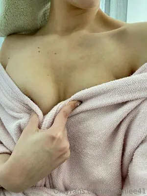 Melaniee41 OnlyFans Leaked Free Thumbnail Picture - #KWPLP8wV09