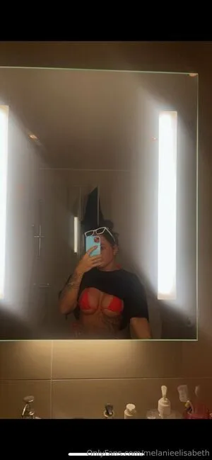 Melanieelisabeth OnlyFans Leaked Free Thumbnail Picture - #W8CNURJlXa
