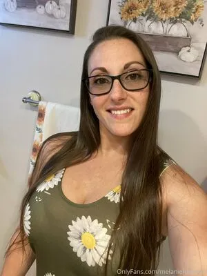 Melaniehicksxxx OnlyFans Leaked Free Thumbnail Picture - #5Keb0BSbNt