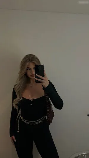 Melaniethrr OnlyFans Leaked Free Thumbnail Picture - #M4Y9DjjbX0