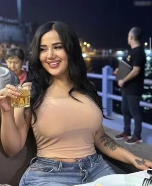 Melek Azad OnlyFans Leaked Free Thumbnail Picture - #6sN7IVTxIs