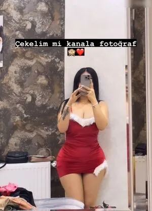 Melek Azad OnlyFans Leaked Free Thumbnail Picture - #72pqVQMFpl