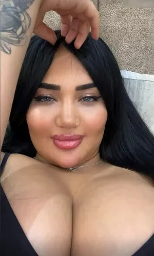 Melek Azad OnlyFans Leaked Free Thumbnail Picture - #ZmTxBhOPpg