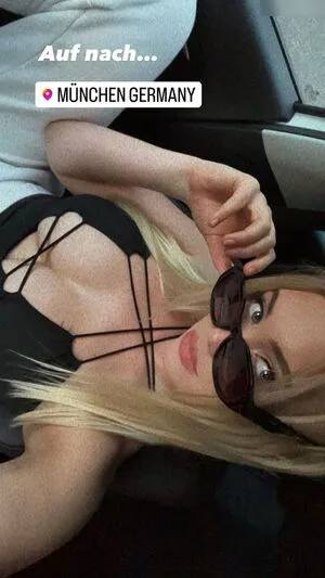 Meli 17 OnlyFans Leaked Free Thumbnail Picture - #4MssnBTZZb
