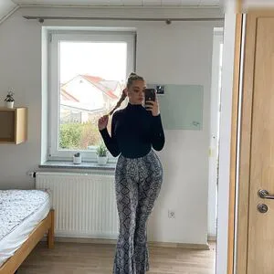 Meli 17 OnlyFans Leaked Free Thumbnail Picture - #ajThoTLkbY
