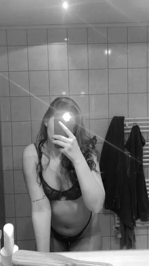 Meli Riveira OnlyFans Leaked Free Thumbnail Picture - #x9qG25AP7q