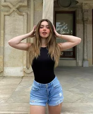 Melike Saygn OnlyFans Leaked Free Thumbnail Picture - #zfiXPUNnau