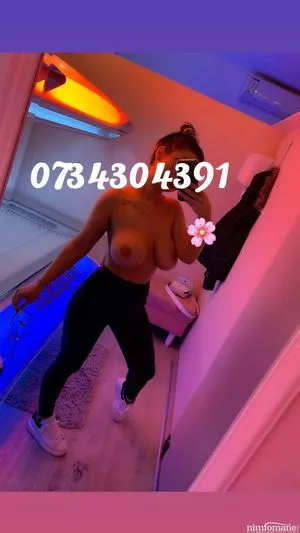 Mellania OnlyFans Leaked Free Thumbnail Picture - #i9x6bsQxp7