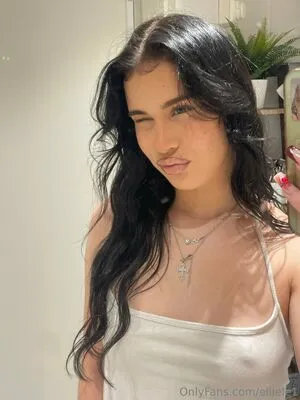 Melliele1 OnlyFans Leaked Free Thumbnail Picture - #DibZm1YptD