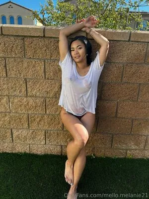 Mello Melanie21 OnlyFans Leaked Free Thumbnail Picture - #F3JIlkEw2I