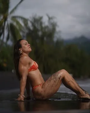 Melody Andreani OnlyFans Leaked Free Thumbnail Picture - #c0XTmw1Tr7