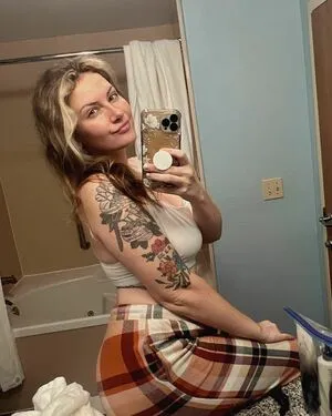 Melody Fase OnlyFans Leaked Free Thumbnail Picture - #liQorK6w27