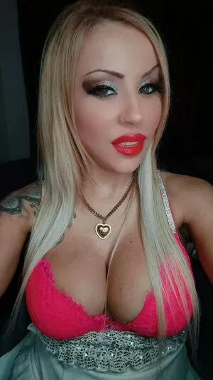 Melody Star OnlyFans Leaked Free Thumbnail Picture - #j9xeO295n4