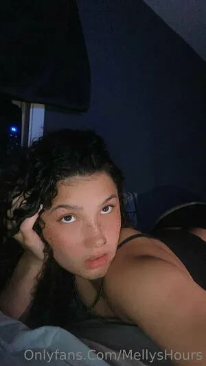 Melodyhours OnlyFans Leaked Free Thumbnail Picture - #YVk6b3crJ9