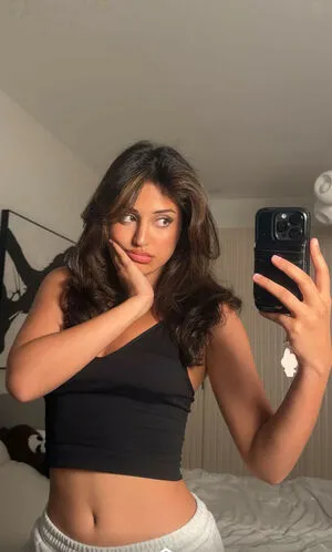 Melodymelowo OnlyFans Leaked Free Thumbnail Picture - #sh9E3unyVS