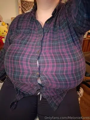 Meloniekares OnlyFans Leaked Free Thumbnail Picture - #2a1L0ZNebL