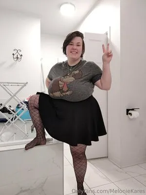 Meloniekares OnlyFans Leaked Free Thumbnail Picture - #GxAE2OnPAF