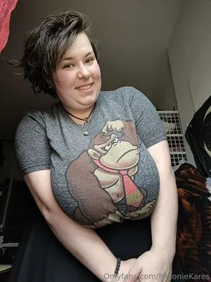 Meloniekares OnlyFans Leaked Free Thumbnail Picture - #M5YmHEgJwp