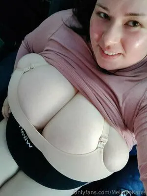 Meloniekares OnlyFans Leaked Free Thumbnail Picture - #qIltcOjzcA