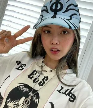 Melovemealot OnlyFans Leaked Free Thumbnail Picture - #1YzcdMxn0O