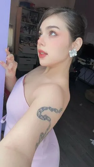 Melowo OnlyFans Leaked Free Thumbnail Picture - #GJEEuj4ZIn
