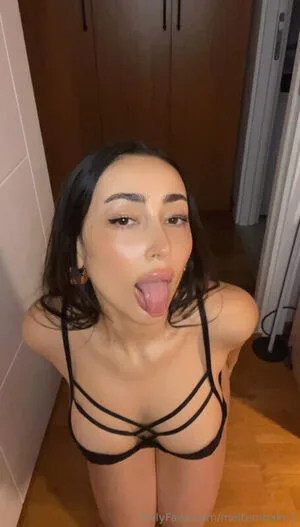 Meltem Bakir OnlyFans Leaked Free Thumbnail Picture - #1FS4WqwvJS
