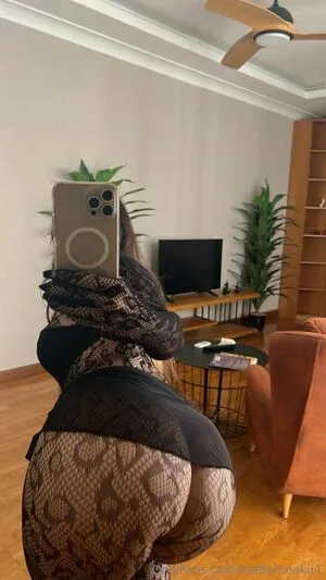 Meltem Bakir OnlyFans Leaked Free Thumbnail Picture - #4PiIlpCxim