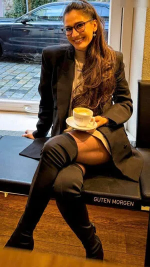 Meltem Mrz OnlyFans Leaked Free Thumbnail Picture - #2A7dOkBDQH